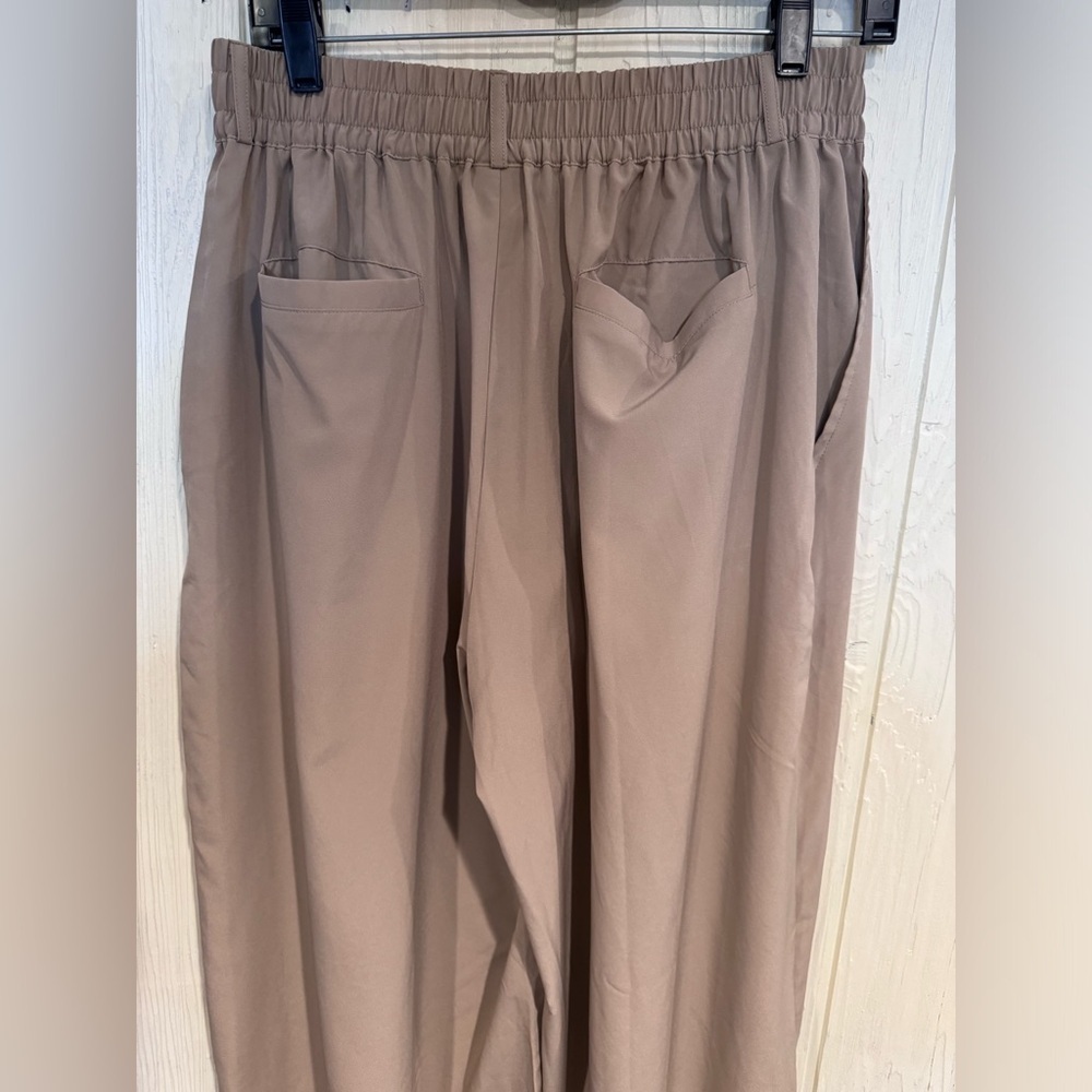 Zyia Wide Leg Khaki Pants, Size XL - Picture 4 of 11